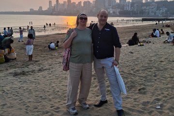 Mumbai Street Food Tour with Market Walk and Dishes