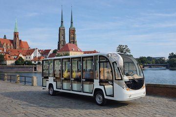 Electric Car Tour with Audio Guide and Historic Photos in Wroclaw