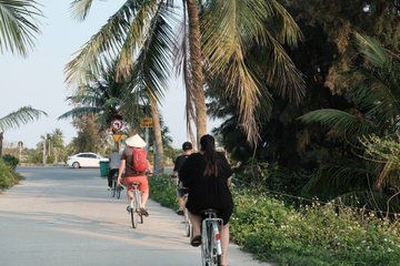Hoi An Bike or E Car Tour in Hidden Route