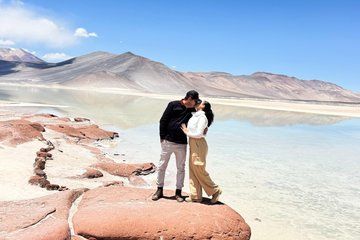Tour of the Red Stones and High Plains in the Andes