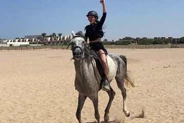 Horse riding Hurghada desert or beach 1h
