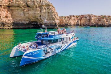 Vilamoura: Dolphins & Benagil Caves - Catamaran