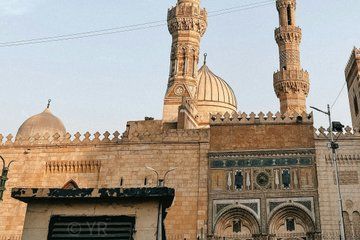 Cairo Night Tour with Dinner and Bazaar Experience