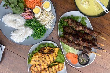 Hollywood Food Tour with To Live and Dine in LA Food Tours