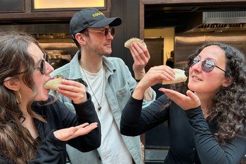 Taco Treasure Hunt and Food Walking Tour of London