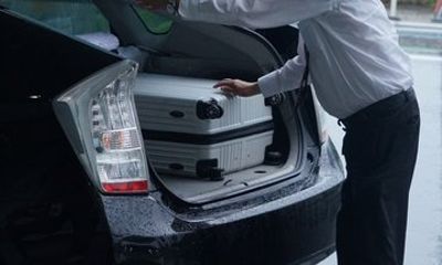 Private Airport Transfer: Asahikawa Airport (AKJ) ↔ Hotel in City