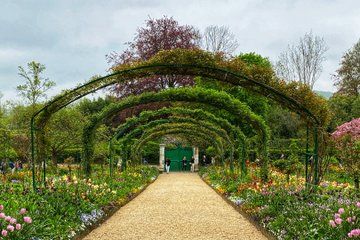 Giverny Claude Monet House and Gardens Tour