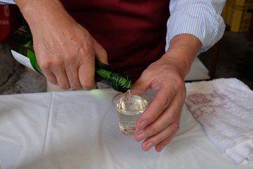 Saijo Sake Tasting and Brewery Walking Tour in Hiroshima