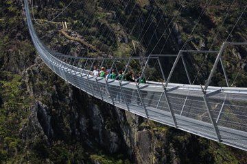 Porto-Arouca by Bus: 516 Bridge & Paiva Walkways - ECOTOUR