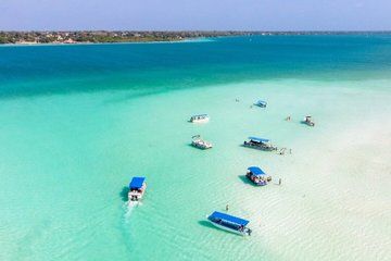 Bacalar Seven Colors Lagoon Adventure with Boat Ride and Lunch