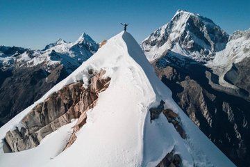 19 Days Cordillera Huayhuash Trek Nevados Urus and Ishinca Hike