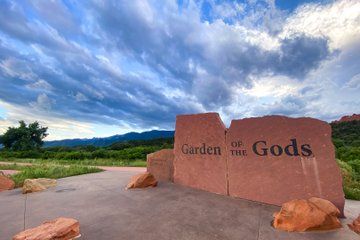 Pikes Peak, Garden of the Gods & Manitou Springs Car Tour