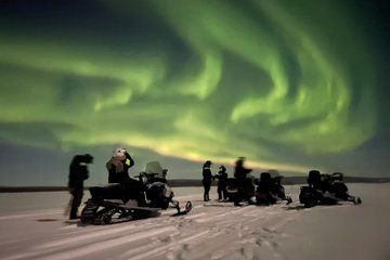 Northern Light Snowmobile Tour in Kiruna