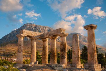 Private Transfer from Athens to Corinth with 2h Sightseeing Stop
