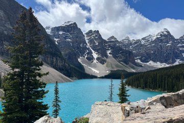 Private Moraine Lake, Lake Louise & Emerald Lake - Banff Canmore