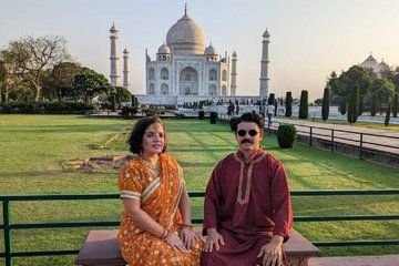 Taj Mahal: Express Entry Ticket For Sunrise Tour with Guide