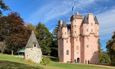 Luxury Tours - Castles, Whisky, and golf. Aberdeen and beyond.
