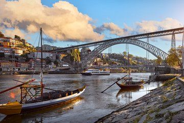 Private 8 Hour Porto Tour with Wine Tasting and River Cruise