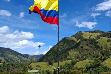 Travel from Medellin to Axis Cafetero