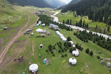 4 Days Adventure Issyk Kul Lake and Altyn Arashan Tour