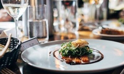 The Chefs Table Noblesville Walking Tour and Dinner Experience