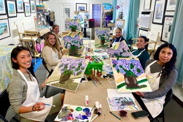 Creative Acrylics and Collage Class in LA