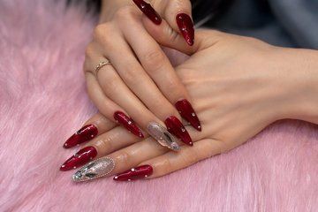 Japanese Nail Art Experience in Kagoshima – Luxury Private Nails