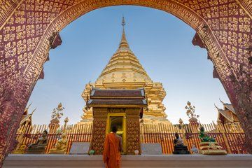 Doi Suthep Wat Pha Lat and Baan Kang Wat Tour