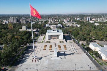 4-Day Tour of Song-Kul and Issyk-Kul Lakes with Cultural Insights