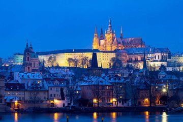 Exclusive After Hours Prague Castle Tour with Champagne