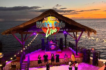 Day Trip to Negril Seven Beach and Ricks Cafe Jamaica