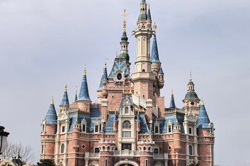 Private Roundtrip Transfer in Shanghai Disneyland