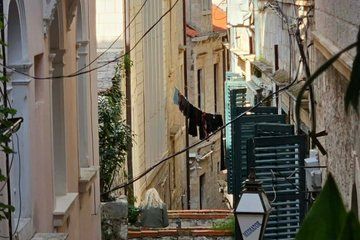 Dubrovnik Walking Tour Saints and Sinner of the Republic