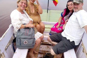 gorée island pink lake day tour