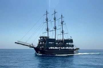 Boat Tour in Alanya Caves Swimming and Lunch