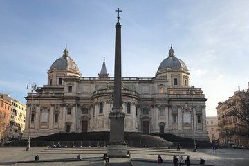 Basilica Santa Maria Maggiore entrance and audio guide