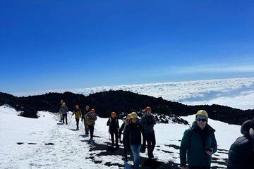 Etna North 3000m Private Tour in 4x4 and Sicilian Street Food