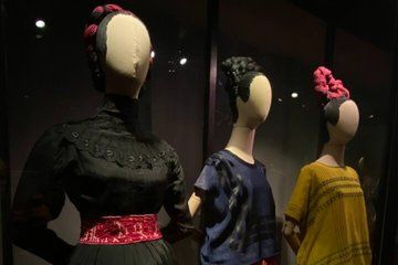 Exclusive admission to Frida Kahlo Museum for Nationals