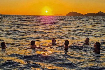 Golden Hour Sunset Cruise in Dubrovnik with Drinks
