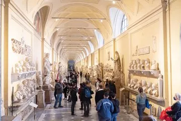 Vatican Museums and Sistine Skip-the-Line Tickets with Dedicated Host