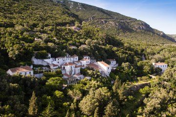 Arrábida Private Tour: Where Mountains Meet the Atlantic