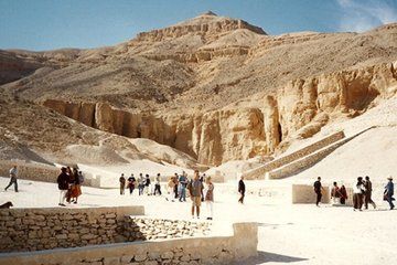 Full Day Tour To West And East Banks Of Luxor