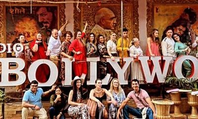 Mumbai Private Bollywood Studio Tour with Transfer