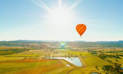 Gold Coast Ballooning with 5 Star Breakfast
