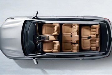 Luxury VIP car transfers to hotels in Guayaquil and Ecuador