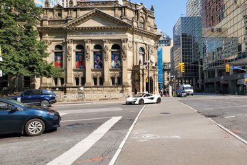 Luxury Ottawa to Niagara Falls Day Trip Sightseeing