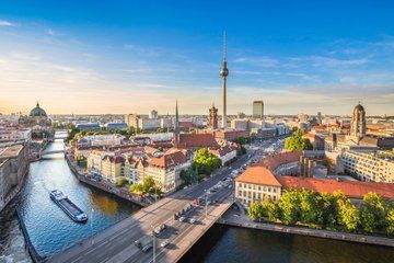 Full Day Private Shore Tour: All Berlin Panoramic Tour