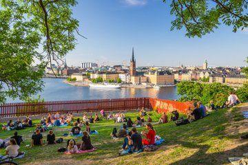 Private Shore Tour: Stockholm Guided Bike Discovery from Port