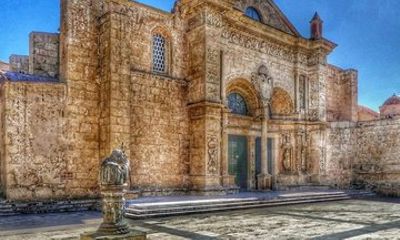 Santo Domingo City Tour History and Culture