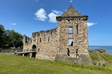 Luxury Private Day Tour in Saint Andrews and Fishing Villages
